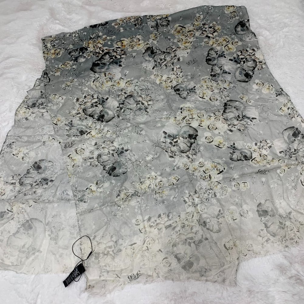 SOLD ON OTHER PLATFORM : TED BAKER Grey Skull Floral Printed Scarf